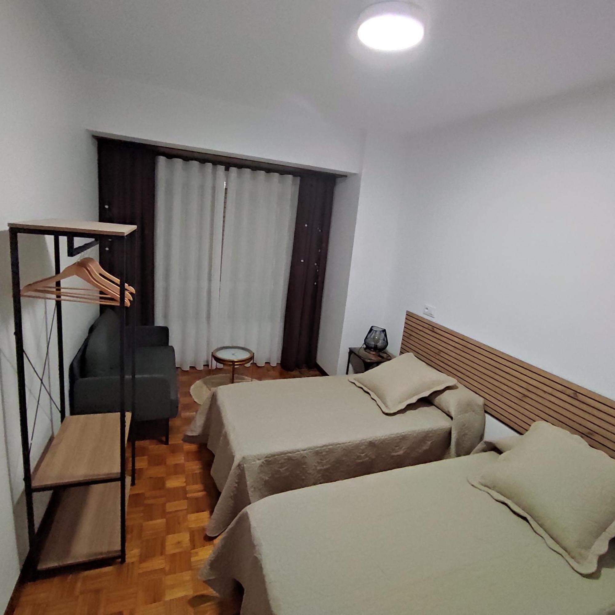 H & L Fogar Do Camino Apartment